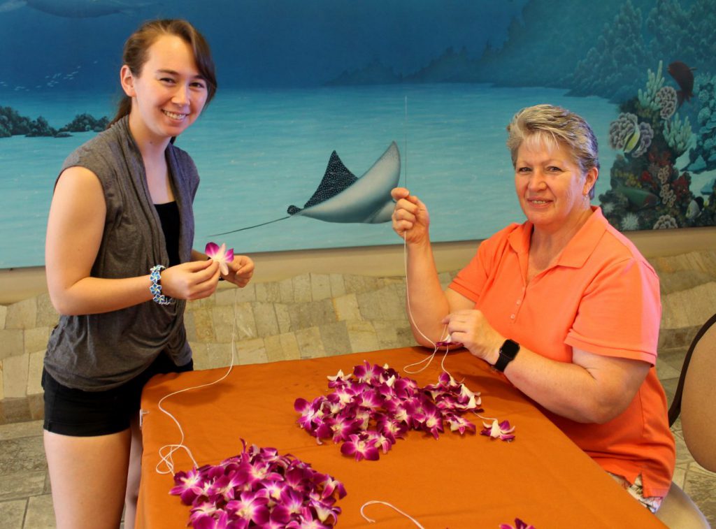 Lei Making at Outrigger Reef Waikiki Beach Resort | Footsteps of a Dreamer