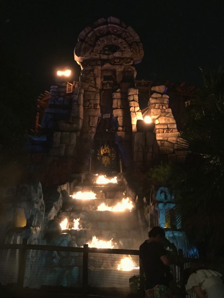 Raging Spirits at Tokyo DisneySea | Footsteps of a Dreamer