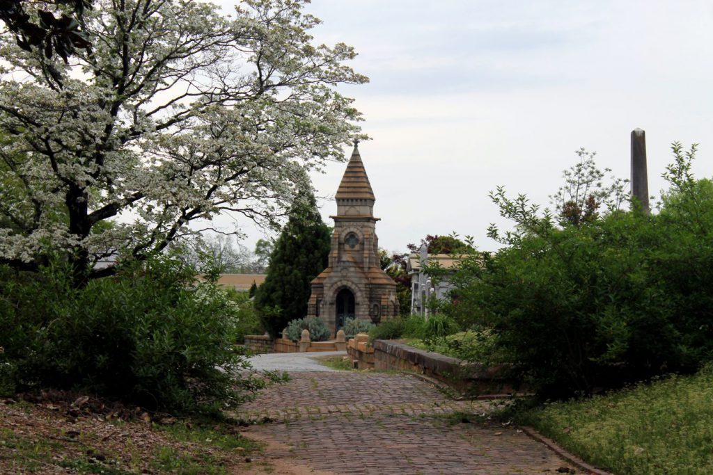 Oakland Cemetery, Atlanta, Georgia | Footsteps of a Dreamer