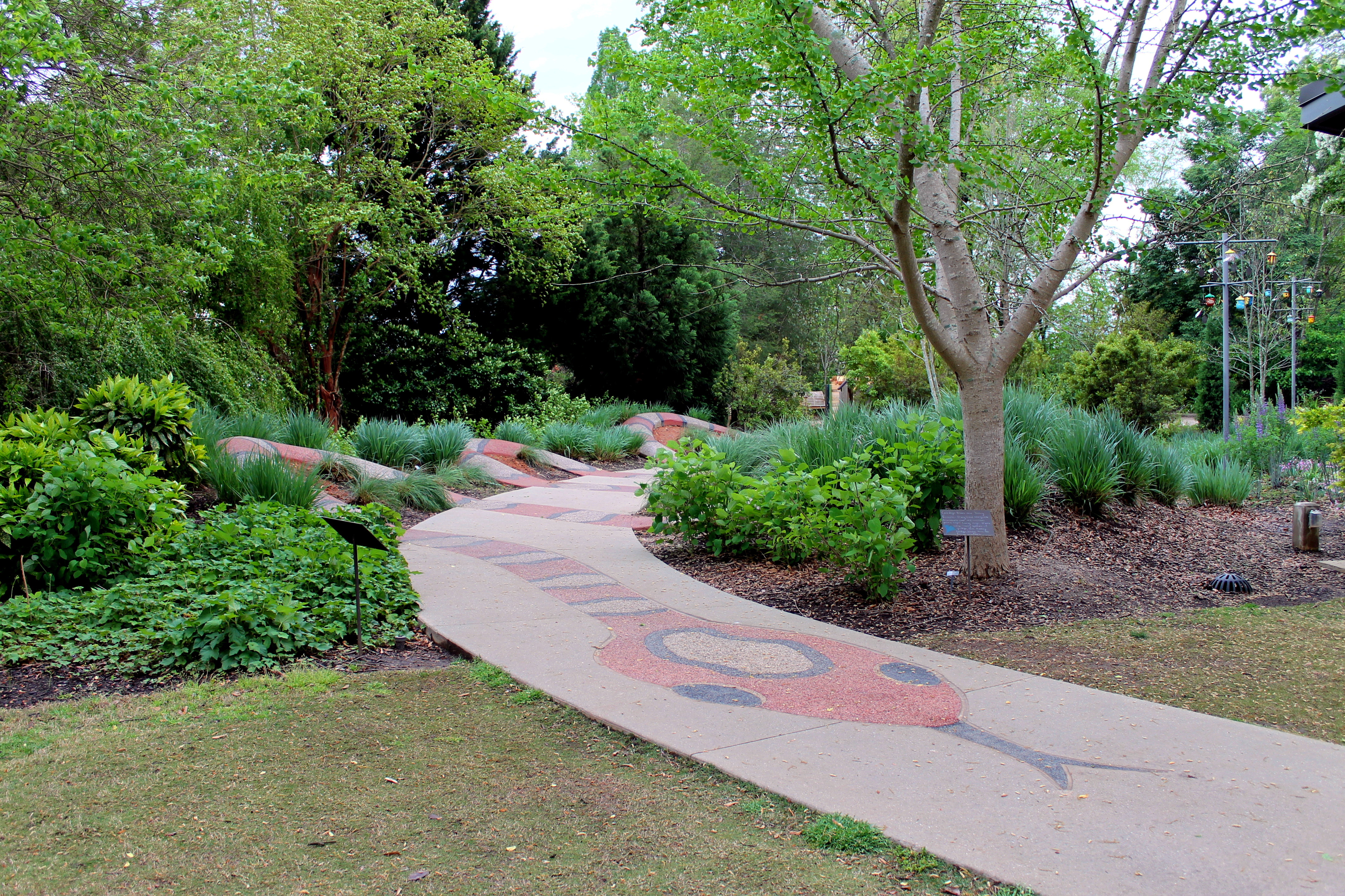 Lou Glenn Children's Garden