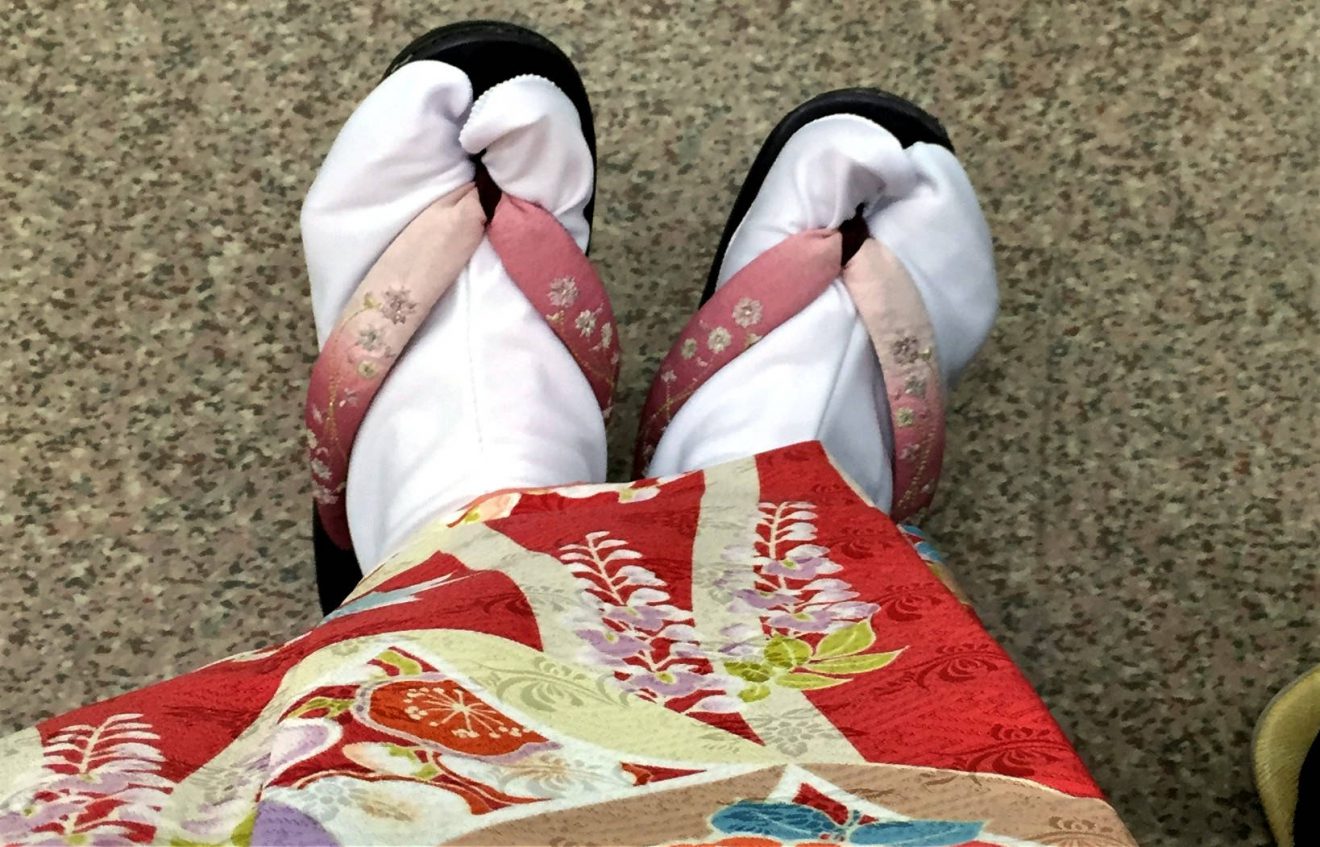 Tabi Socks and Geta | Footsteps of a Dreamer
