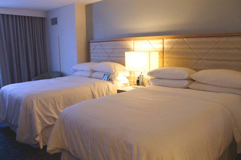 Dolphin Hotel Walt Disney World Orlando Florida | Footsteps of a Dreamer