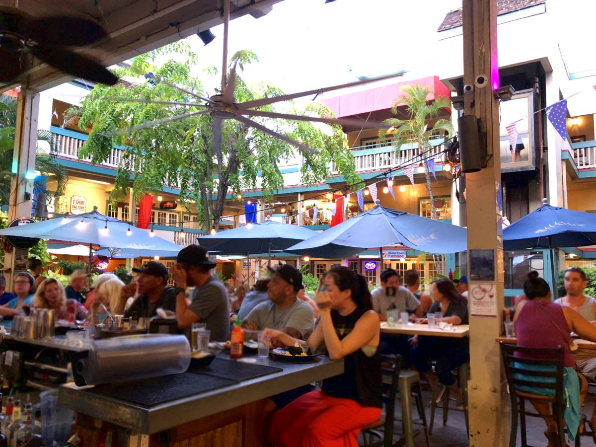 Best 2 Weeks in Hawaii Itinerary & Travel Tips Footsteps of a Dreamer