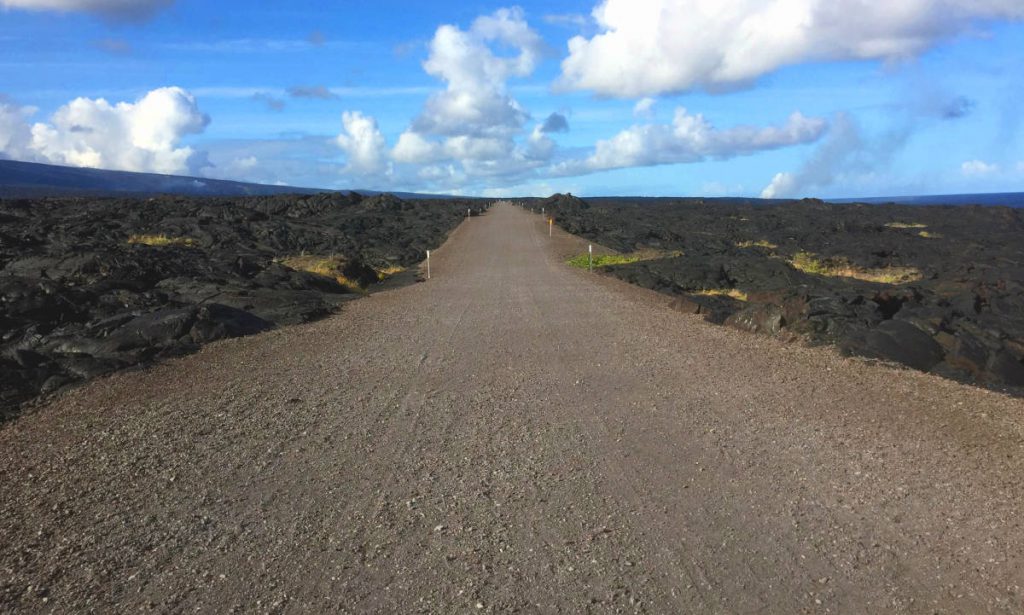 ハワイ火山国立公園-溶岩岩