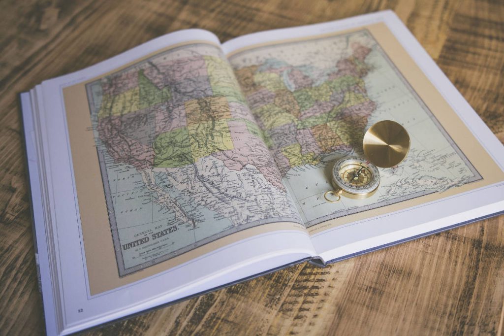 Travel Guidebooks | Footsteps of a Dreamer