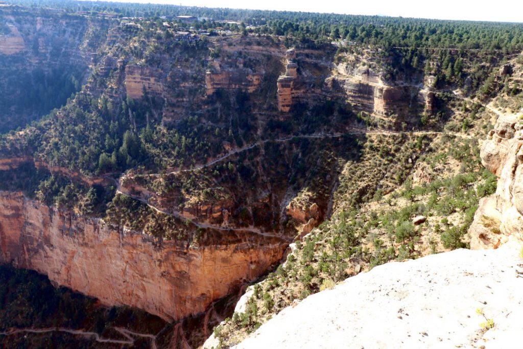 Trailview Overlook (Bright Angel Trail) Hermit Road Grand Canyon | Footsteps of a Dreamer